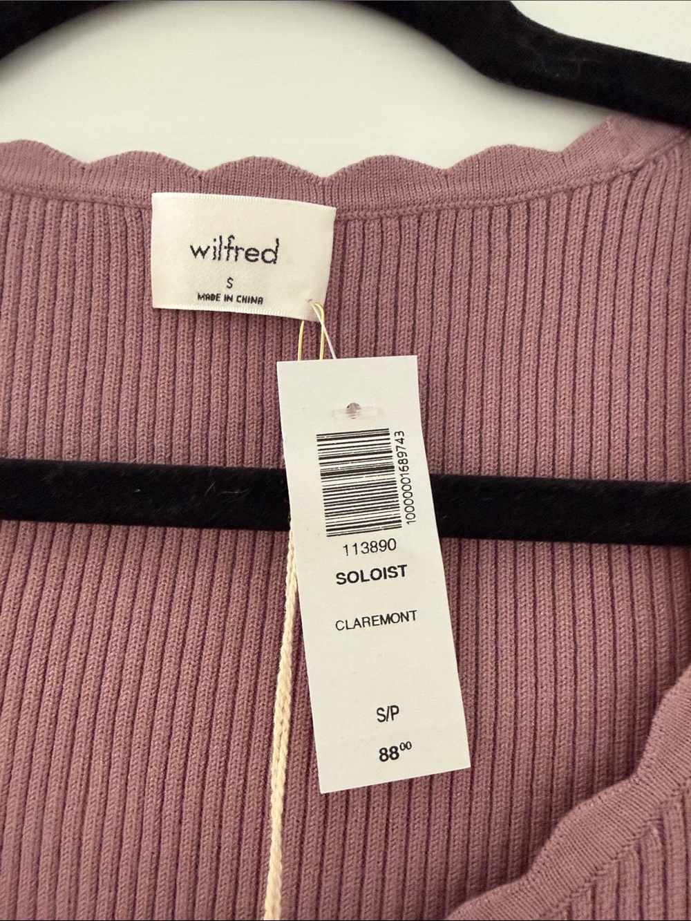 Aritzia top - Picture 3 of 3
